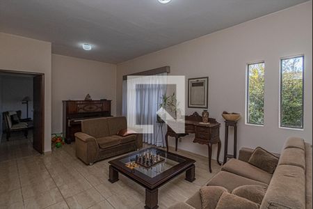 Sala de Estar  de casa à venda com 4 quartos, 300m² em Jardim da Saúde, São Paulo