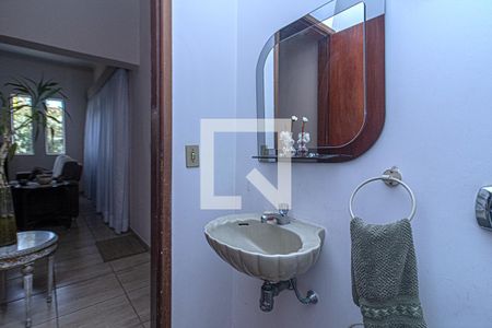 Lavabo do Piso  de casa à venda com 4 quartos, 300m² em Jardim da Saúde, São Paulo