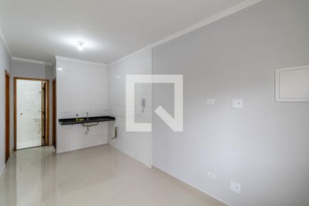 Sala e Cozinha de apartamento para alugar com 2 quartos, 42m² em Vila Ré, São Paulo