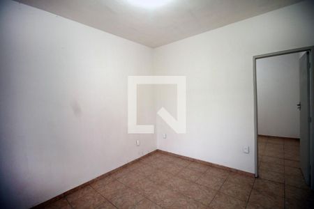 Sala de casa à venda com 2 quartos, 120m² em Irajá, Rio de Janeiro