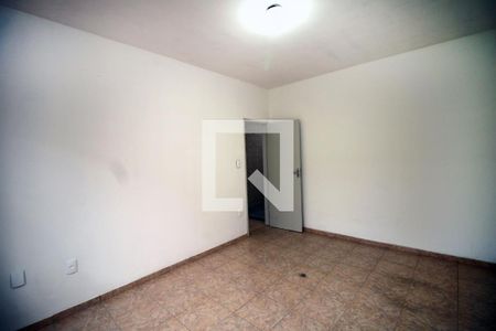 Quarto 2 de casa à venda com 2 quartos, 120m² em Irajá, Rio de Janeiro