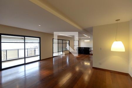 Sala de apartamento à venda com 5 quartos, 330m² em Cambuí, Campinas