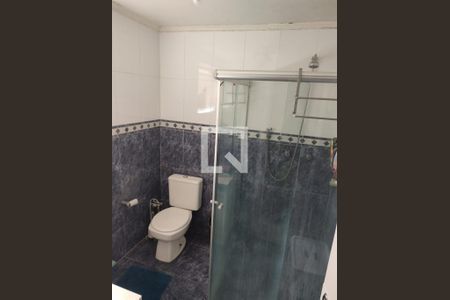 Banheiro de apartamento à venda com 2 quartos, 79m² em Higienópolis, Porto Alegre