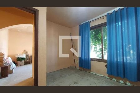 Quarto de casa à venda com 3 quartos, 355m² em Sarandi, Porto Alegre