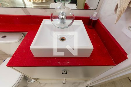 Banheiro da Suíte de apartamento à venda com 2 quartos, 56m² em Vila Ema, São Paulo