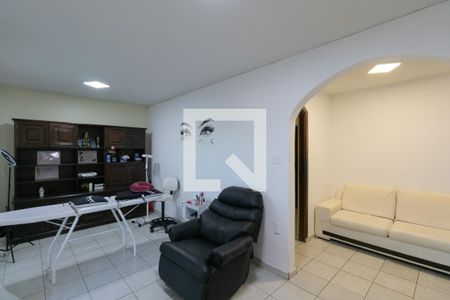 Sala de casa à venda com 3 quartos, 180m² em Serrano, Belo Horizonte