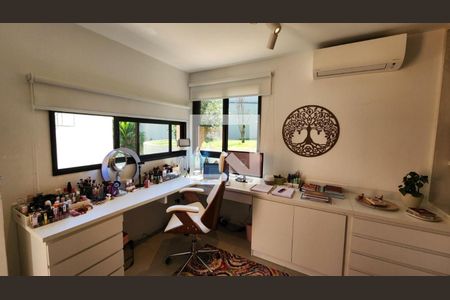 Foto 27 de casa à venda com 3 quartos, 265m² em Interlagos, São Paulo