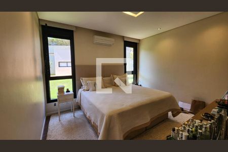 Foto 22 de casa à venda com 3 quartos, 265m² em Interlagos, São Paulo