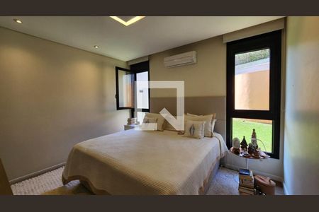 Foto 24 de casa à venda com 3 quartos, 265m² em Interlagos, São Paulo