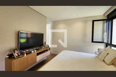 Foto 23 de casa à venda com 3 quartos, 265m² em Interlagos, São Paulo