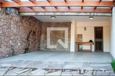 Fachada de casa à venda com 4 quartos, 495m² em Jardim Isabel, Porto Alegre