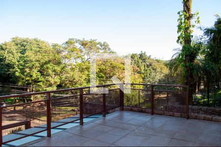 Área comum de casa à venda com 4 quartos, 495m² em Jardim Isabel, Porto Alegre
