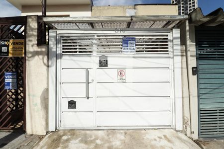 Fachada de casa para alugar com 3 quartos, 200m² em Santana, São Paulo
