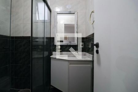 Banheiro Social de apartamento para alugar com 2 quartos, 118m² em Balneario Cidade Atlantica, Guarujá
