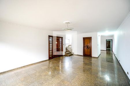 Sala de casa para alugar com 4 quartos, 450m² em Vila Carrão, São Paulo