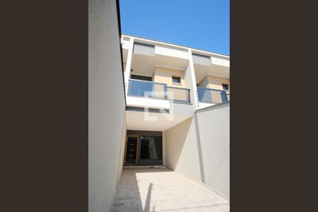 Garagem de casa à venda com 3 quartos, 130m² em Penha de França, São Paulo