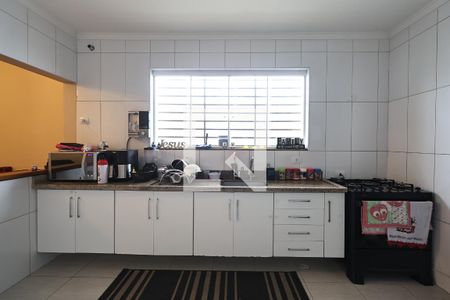 Casa à venda com 160m², 3 quartos e 2 vagasCozinha