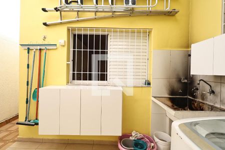 Casa à venda com 160m², 3 quartos e 2 vagasLavanderia