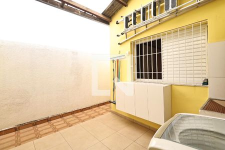 Casa à venda com 160m², 3 quartos e 2 vagasLavanderia