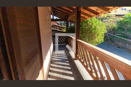 Sacada Suíte 1 de casa de condomínio à venda com 4 quartos, 367m² em Matapaca, Niterói
