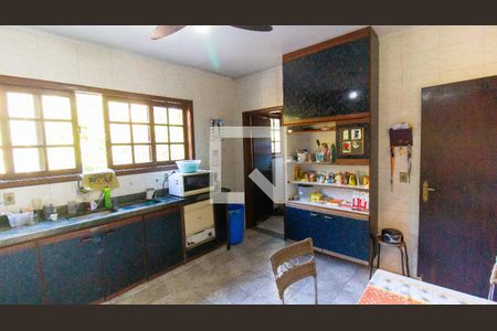 Cozinha de casa de condomínio à venda com 4 quartos, 367m² em Matapaca, Niterói