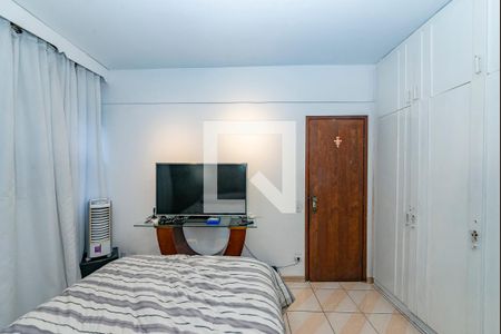 Quarto 1 de apartamento para alugar com 2 quartos, 65m² em Carlos Prates, Belo Horizonte
