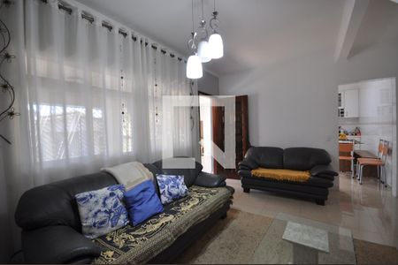 Sala de casa à venda com 3 quartos, 240m² em Vila Medeiros, São Paulo