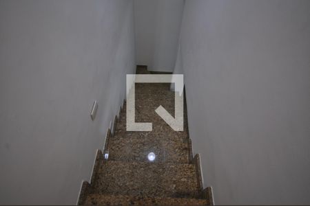 Escada de casa à venda com 3 quartos, 240m² em Vila Medeiros, São Paulo