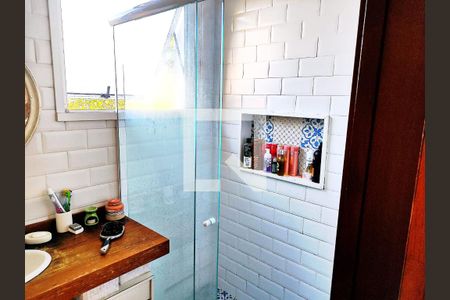 Banheiro  de casa de condomínio à venda com 4 quartos, 140m² em Badu, Niterói