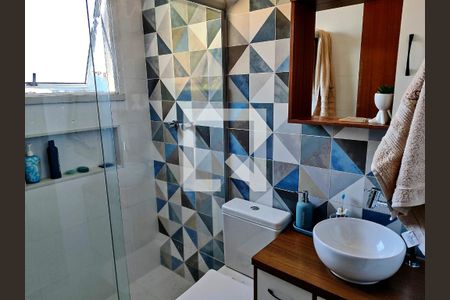 Banheiro  de casa de condomínio à venda com 4 quartos, 140m² em Badu, Niterói