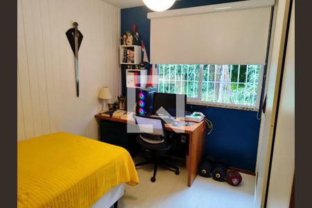 Quarto de casa de condomínio à venda com 4 quartos, 140m² em Badu, Niterói