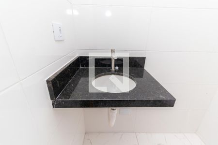 Banheiro de apartamento à venda com 1 quarto, 32m² em Vila Brasil, São Paulo