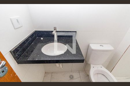 Banheiro de apartamento à venda com 2 quartos, 36m² em Vila Brasil, São Paulo