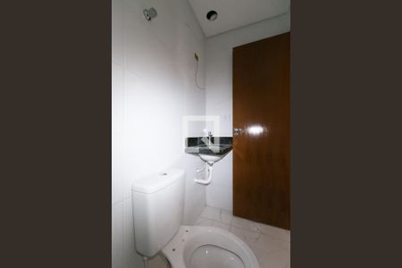 Banheiro de apartamento à venda com 2 quartos, 35m² em Vila Brasil, São Paulo