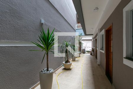 Entrada  de apartamento à venda com 2 quartos, 43m² em Vila Brasil, São Paulo