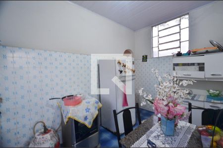Cozinha 2 de casa à venda com 4 quartos, 180m² em Santa Cruz, Belo Horizonte