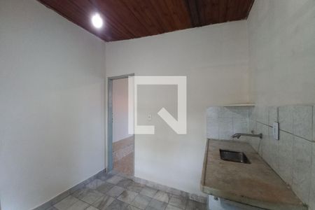 Cozinha de casa para alugar com 1 quarto, 57m² em Jardim Amoreiras, Campinas