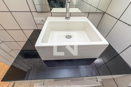 Banheiro de apartamento à venda com 2 quartos, 50m² em Vila Jordanopolis, São Bernardo do Campo