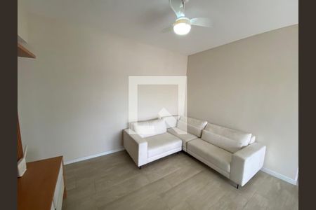 Sala de apartamento para alugar com 2 quartos, 70m² em Pechincha, Rio de Janeiro