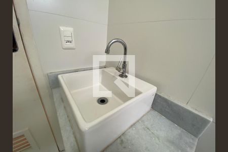 Banheiro Social de apartamento para alugar com 2 quartos, 70m² em Pechincha, Rio de Janeiro