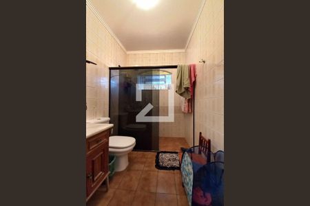 Banheiro de casa à venda com 3 quartos, 220m² em Vila Mimosa, Campinas