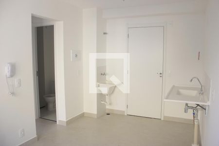 Sala/Cozinha/Área de Serviço de apartamento à venda com 2 quartos, 32m² em Vila Maria, Guarulhos