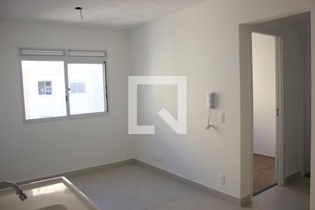 Sala/Cozinha/Área de Serviço de apartamento à venda com 2 quartos, 32m² em Vila Maria, Guarulhos