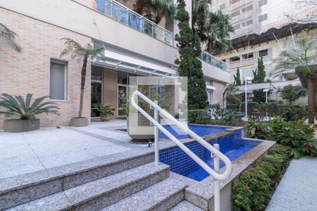Fachada de apartamento para alugar com 2 quartos, 168m² em Vila Nova Conceição, São Paulo