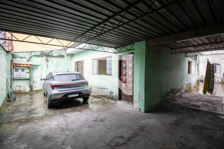 Garagem de casa à venda com 2 quartos, 250m² em Vila Sabrina, São Paulo