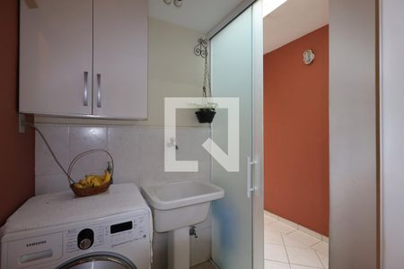 Área de Serviço de casa para alugar com 3 quartos, 207m² em Jardim Monte Libano, Santo André