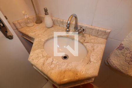 Lavabo de casa para alugar com 3 quartos, 207m² em Jardim Monte Libano, Santo André