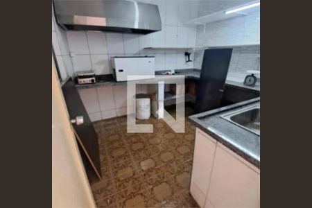 Casa à venda com 3 quartos, 140m² em Parque Continental, São Paulo