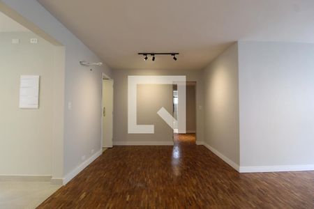 Sala de apartamento à venda com 3 quartos, 115m² em Vila Uberabinha, São Paulo