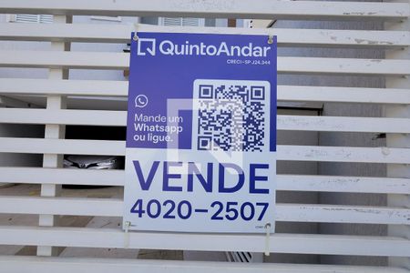 Placa Instalada de apartamento à venda com 2 quartos, 105m² em Vila Valparaíso, Santo André